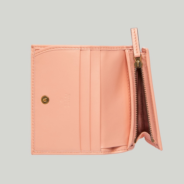 466492.AABZN.6707.005.080.0000.Light GG Marmont matelass card case wallet